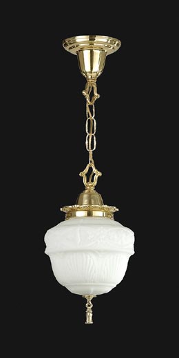 Colonial Revival Style Chain Pendant